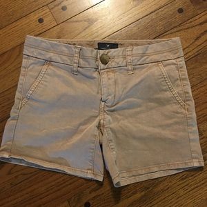 Women’s American Eagle khaki midi shorts size 0